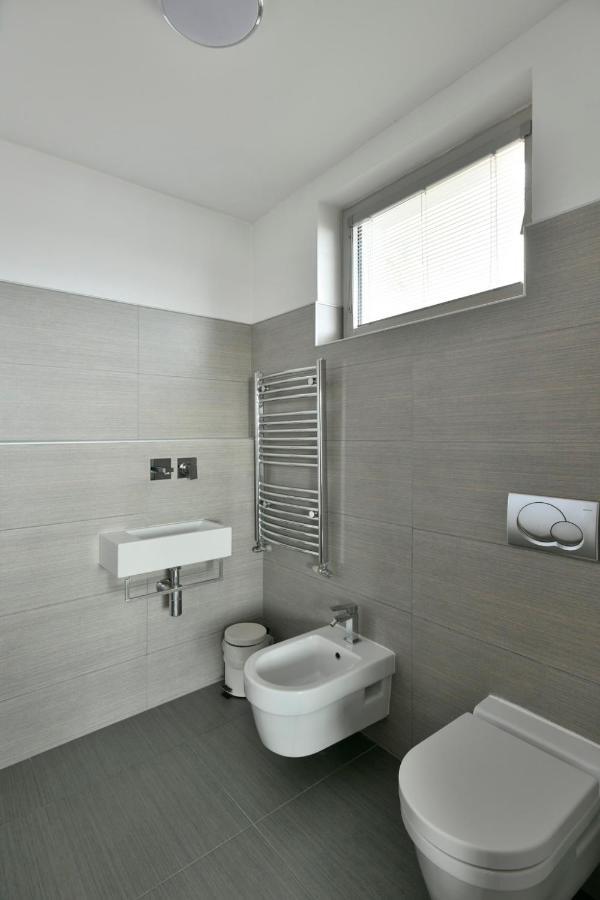 River View Apartments Hotel Братислава Екстер'єр фото