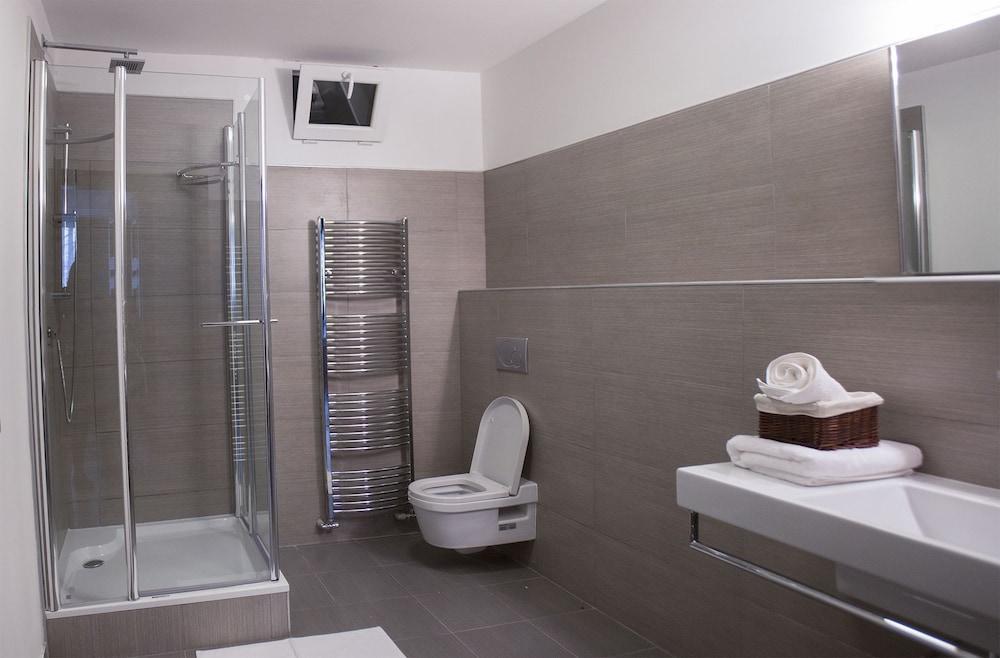 River View Apartments Hotel Братислава Екстер'єр фото