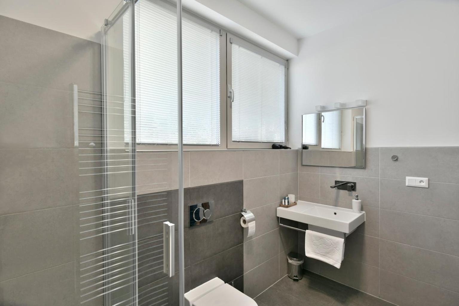 River View Apartments Hotel Братислава Екстер'єр фото