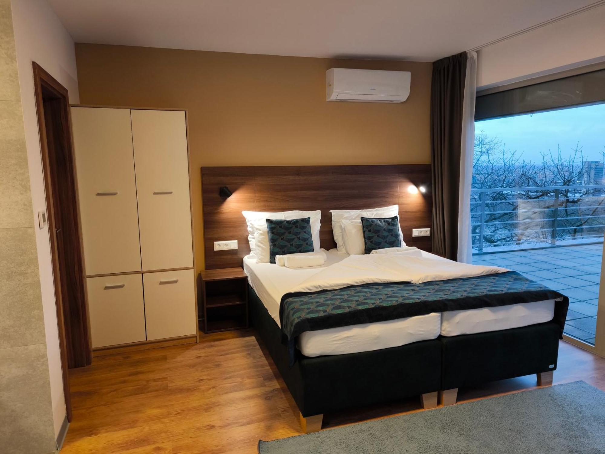 River View Apartments Hotel Братислава Екстер'єр фото