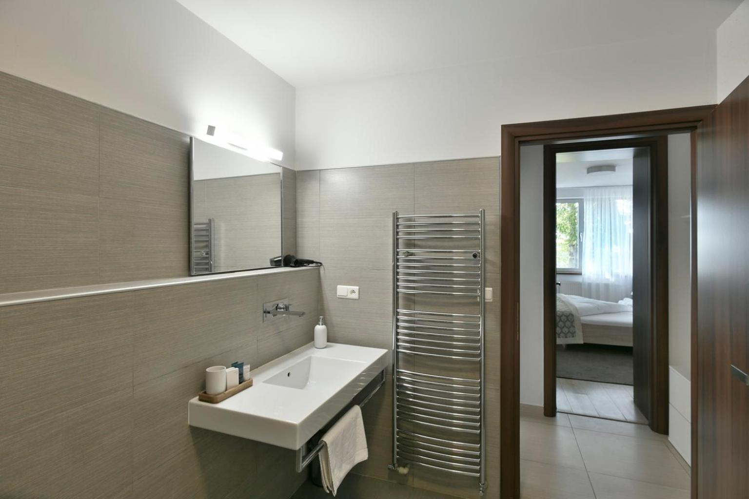 River View Apartments Hotel Братислава Номер фото